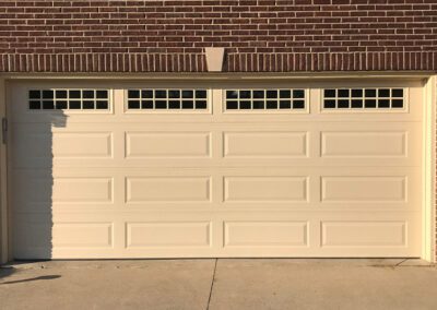 Garage-Door-with-Windows