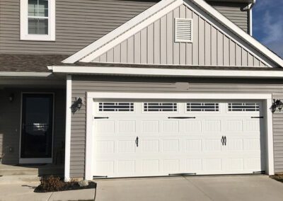 new-garage-door-on-residence-in-Livingston-County